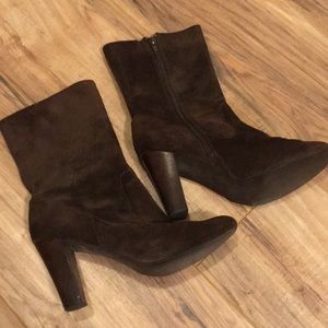 Chocolates Brown Suede Steve Madden Boots 8.5 / 9